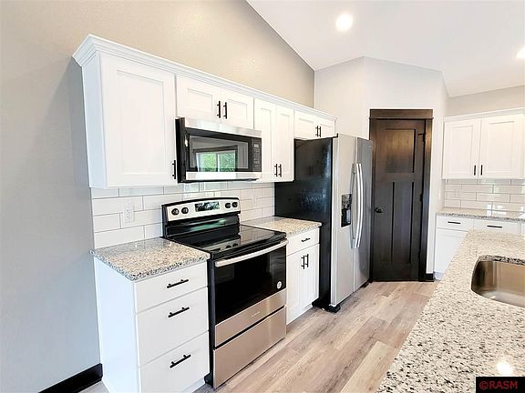 5th image of 219 Frenzel Dr