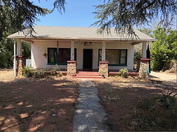 4th image of 2143 Mentone Blvd