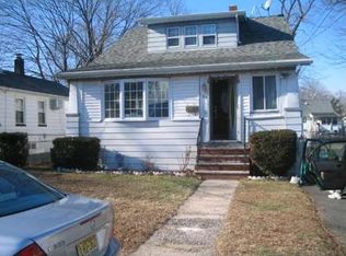 169 Benjamin Ave, Iselin, NJ 08830