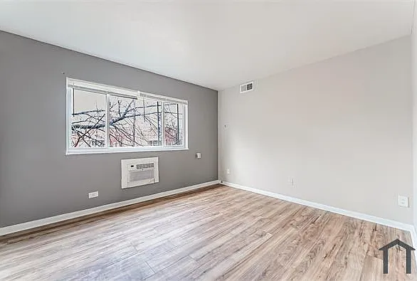 1 bed, 400 sqft, $850 — Photo 3