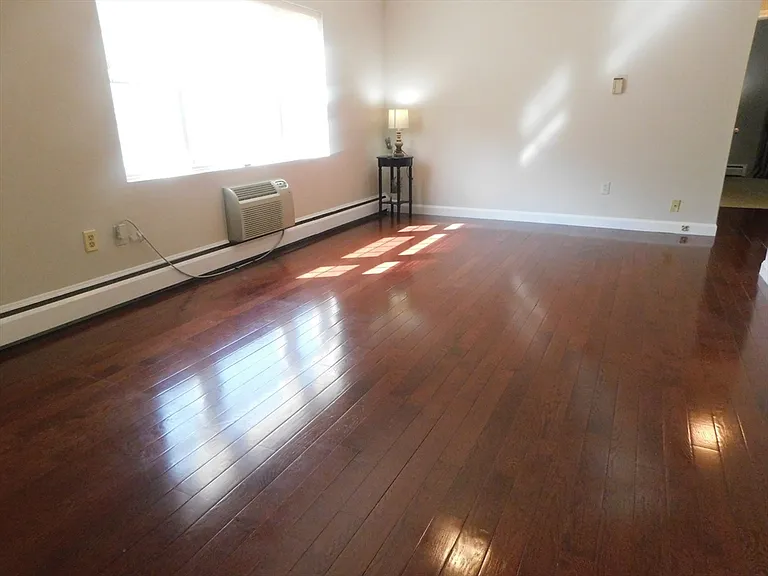 780 Willard St #C9 — Photo 4
