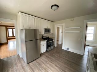 6224 W Lloyd St, Wauwatosa, WI 53213