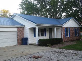 6724 N 1540th St, Paris, IL 61944