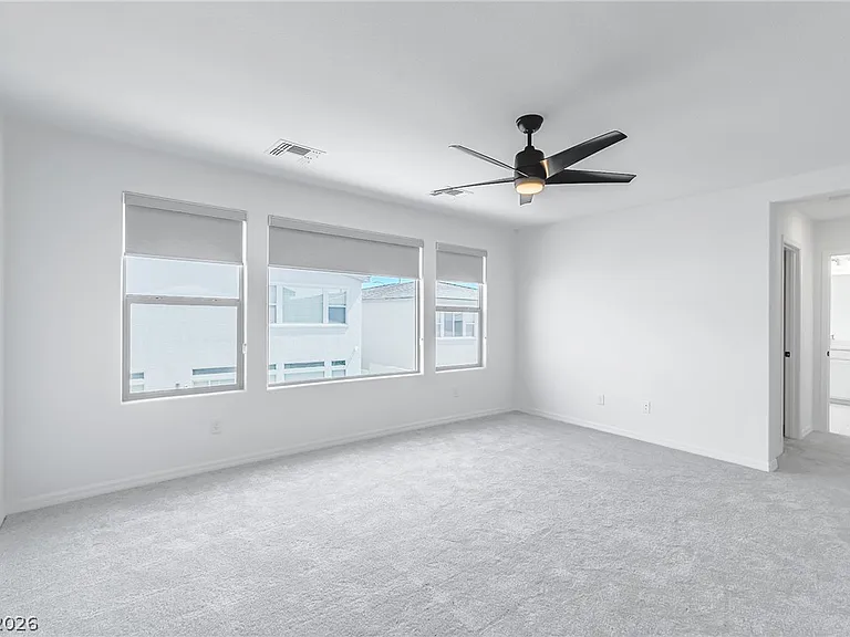 6846 W Ford Ave — Photo 18