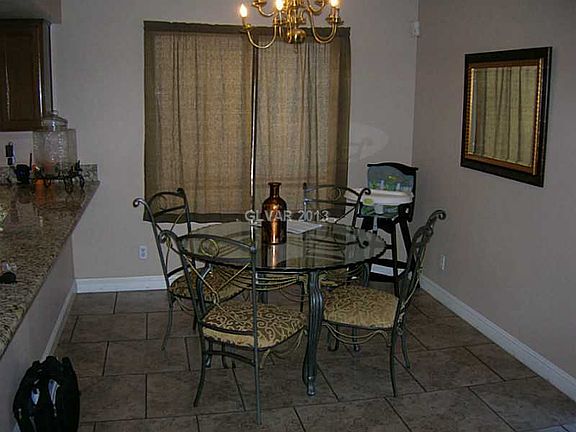 4th image of 904 Seabury Hill Ct