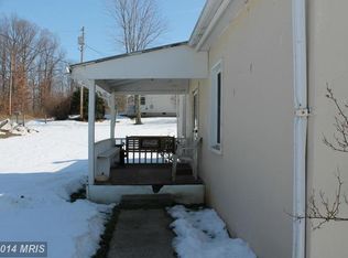 2252 Lewisville Rd, Summit Point, WV 25446