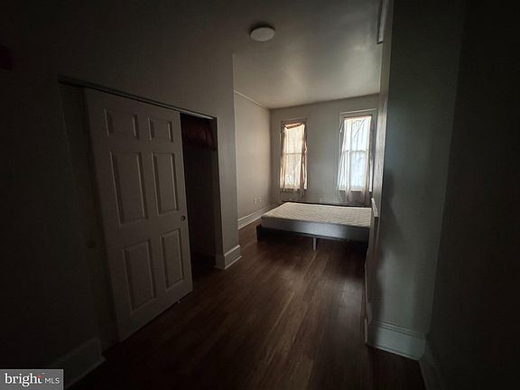 5th image of 3752 N 15th St #1