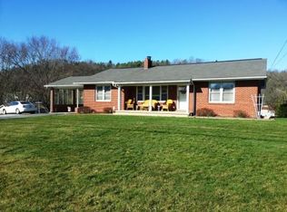 4696 W Lee Hwy, Wytheville, VA 24382