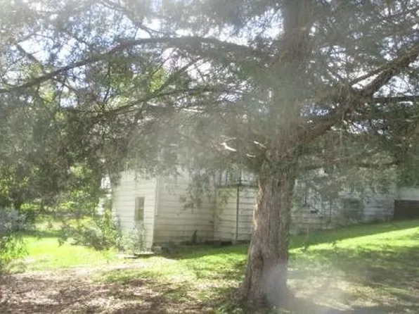 50 Varner St, Eclectic, AL 36024