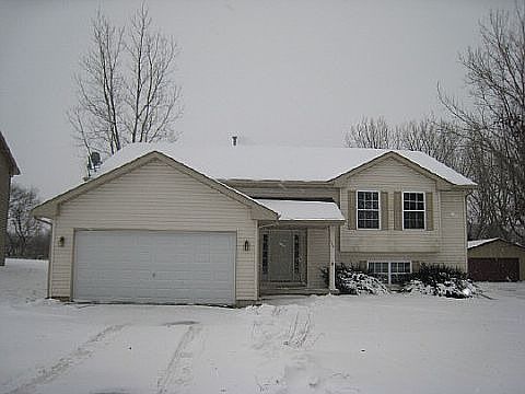 1st image of 538 Bounty Dr NE