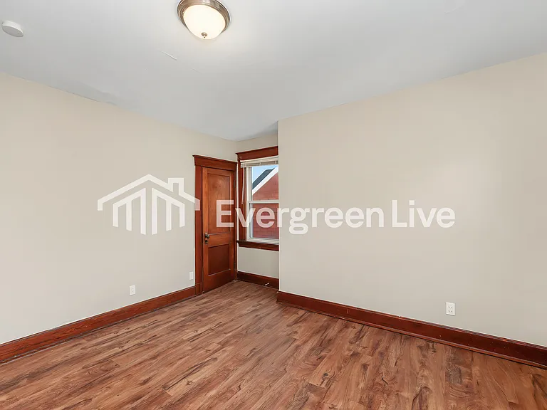 3717 Woodbine Ave — Photo 12