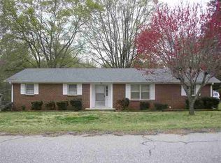 4 Thomas Cir, Williamston, SC 29697