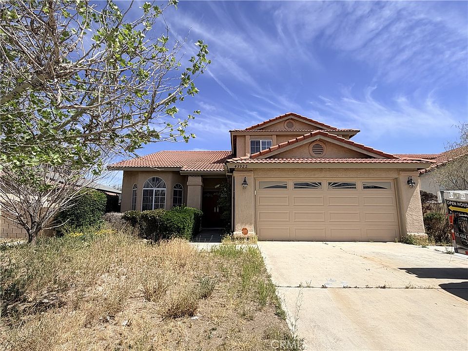 1st image of 43922 Fallon Dr