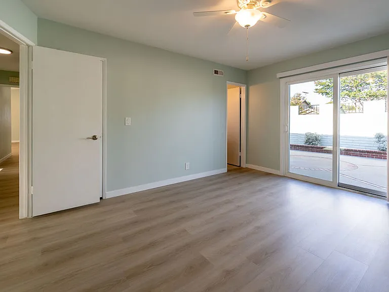 16771 Glenhaven Ln — Photo 8