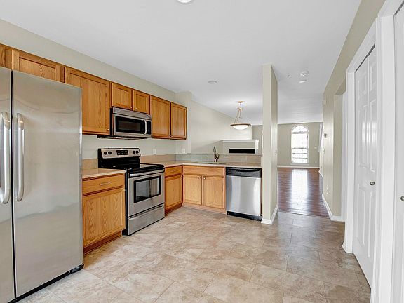Just installed Quartz Countertops in Kitchen