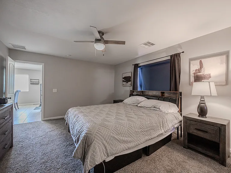 2547 E Illini St — Photo 16