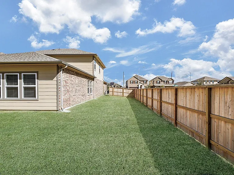 21703 Reserve Ranch Trl — Photo 43