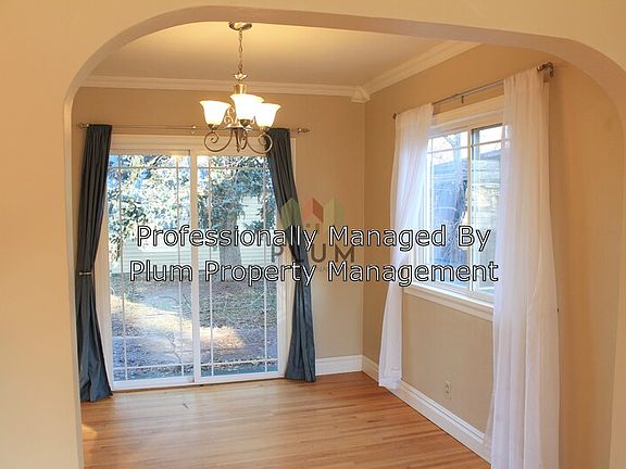 5th image of 136 E Kent Ave