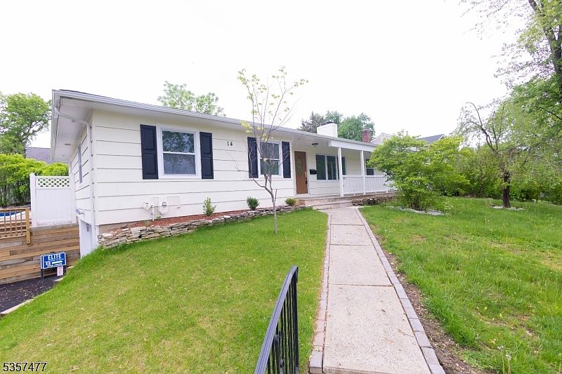 1st image of 14 Rohn St