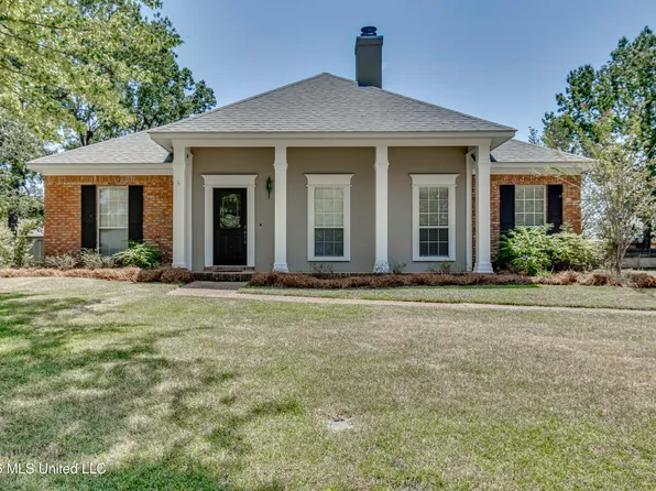 403 Sawtooth Cv, Brandon, MS 39047