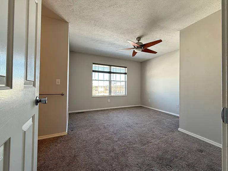5580 S Robberson Ave #H — Photo 7