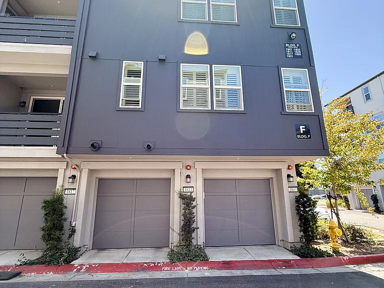 1811 Dobbin Dr — Photo 31