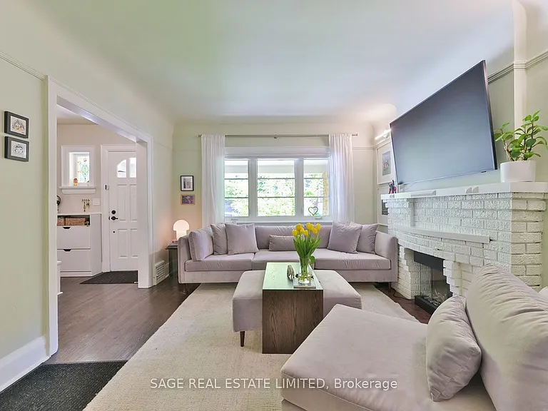 418 Glenlake Ave — Photo 5
