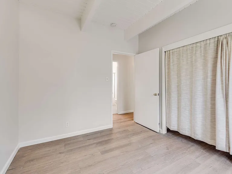 2723 Ashby Pl #D — Photo 13