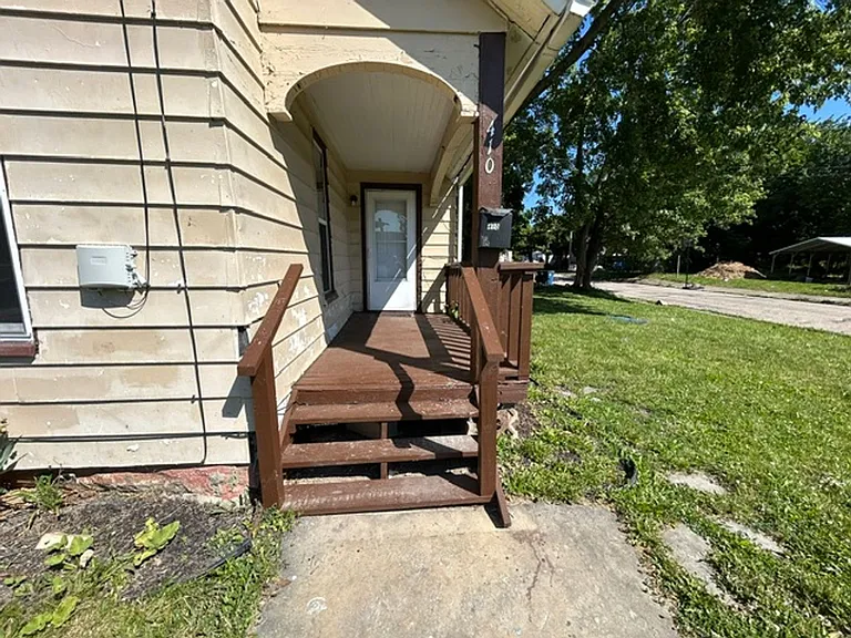 410 W 14th St — Photo 4