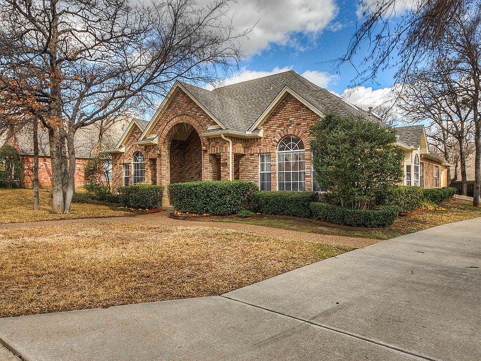 1st image of 765 Oak Hollow Ln