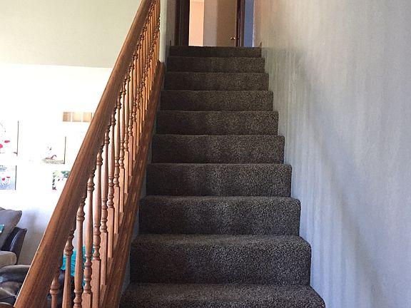 2nd image of 621 Melville Ave