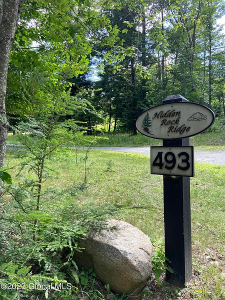 3rd image of 493 Bowen Hill Road