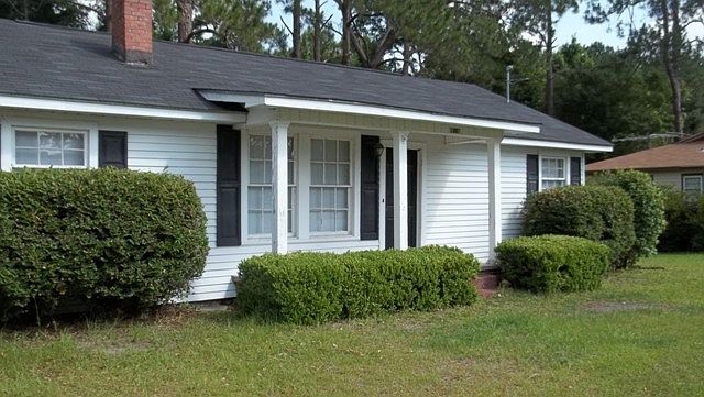 1st image of 919 S Dogwood Dr