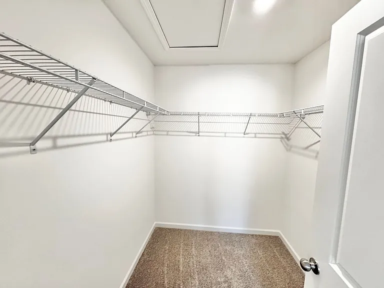 206 Grant St — Photo 16