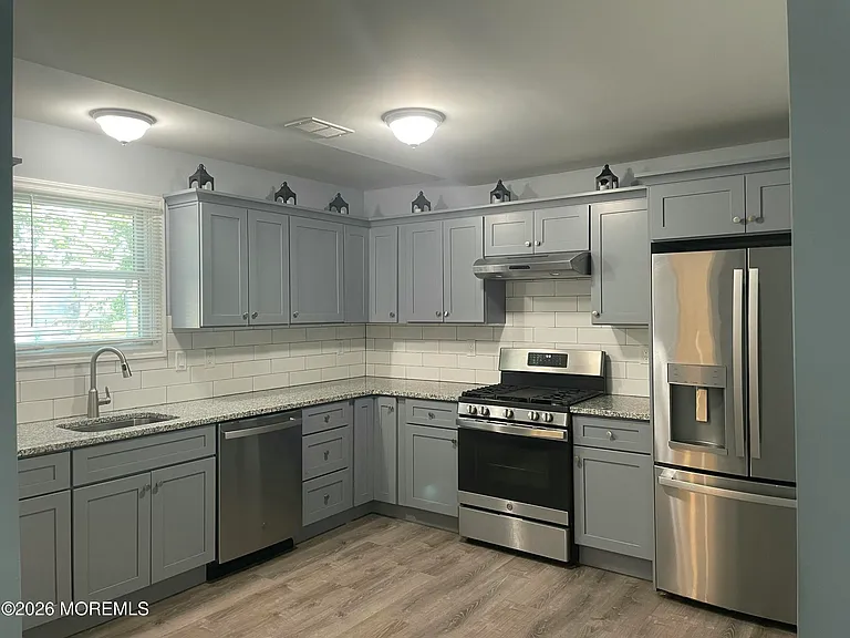 816 King Georges Rd #2 — Photo 11