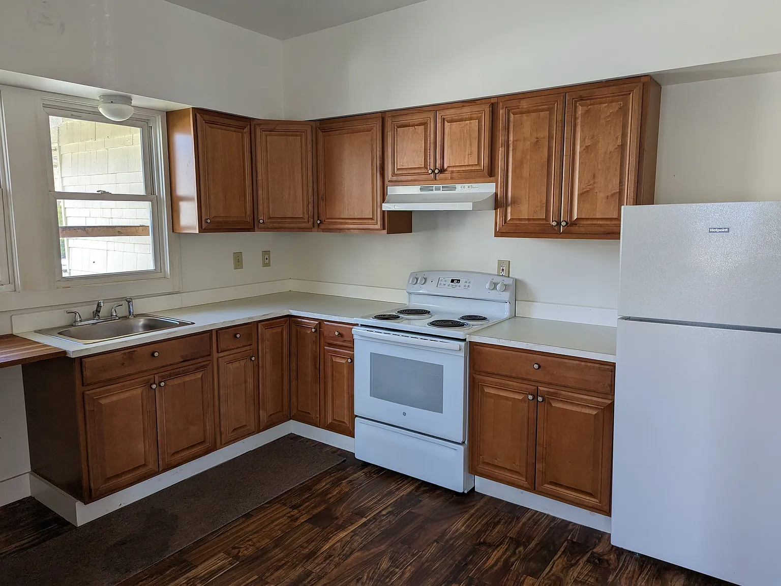 1 bed, $975 — Photo 1