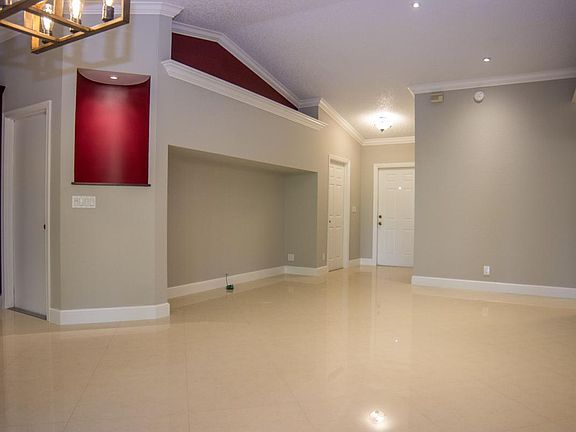 4th image of 5722 Lake George Pl
