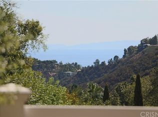 2156 Roscomare Rd, Los Angeles, CA 90077