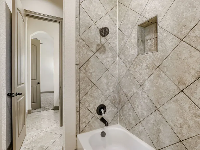 5923 Dewdrop Ln — Photo 20