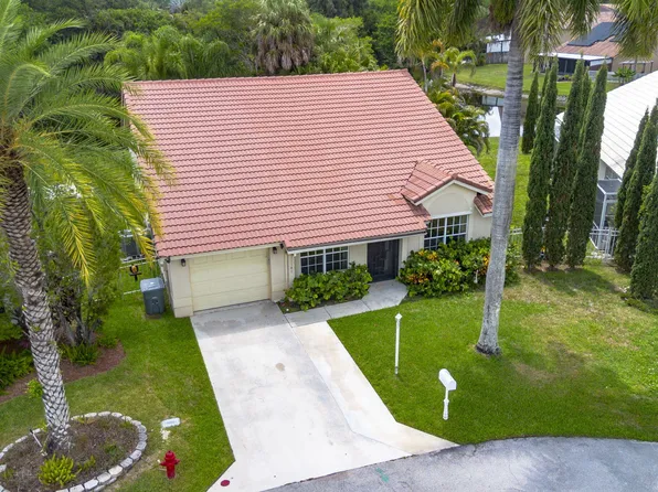 11140 LAKEAIRE Circle, Boca Raton, FL 33498