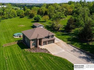 5002 Young St, Omaha, NE 68152