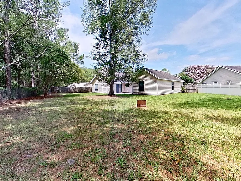 12958 Medford Ln — Photo 26