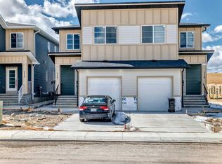 117 E Baysprings Gdns SW, Airdrie, AB T4B5C6