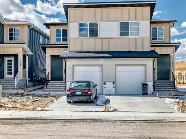 117 E Baysprings Gdns SW, Airdrie, AB T4B 5C6