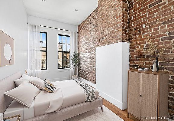 3rd image of 861 Halsey St #5L