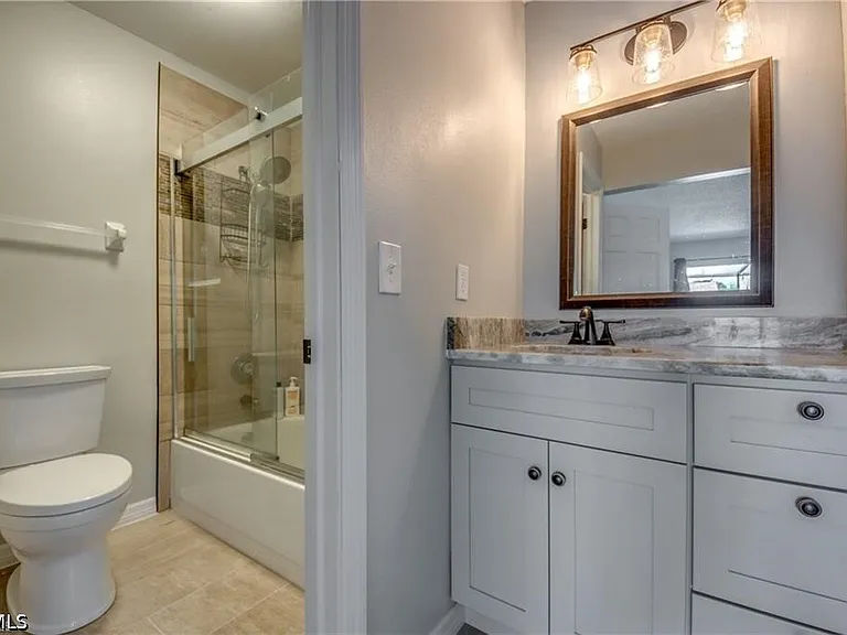 6337 Royal Woods Dr — Photo 16