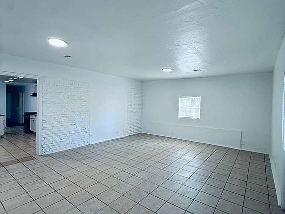5th image of 9708 Lyric Ln