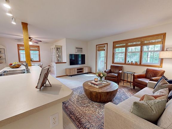 5th image of 108 Forest Ridge Dr