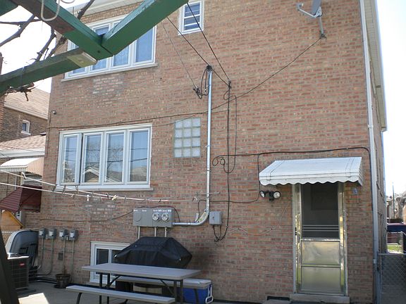 2nd image of 4823 S Kildare Ave