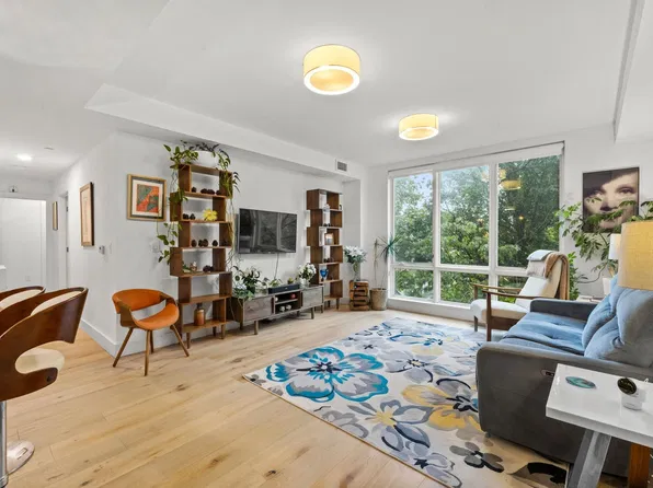 348 Baldwin Avenue image 1 of 30